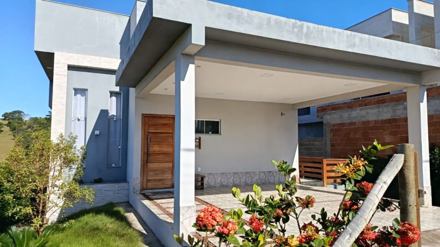 Casa em Condomínio - Venda - Iriri - Anchieta - ES
